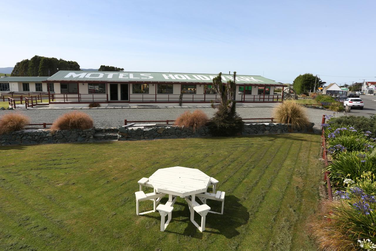 Tui Base Camp Hotel Tuatapere ภายนอก รูปภาพ